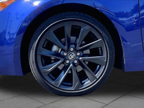 Certified 2025 Toyota Corolla XSE FWD image 10