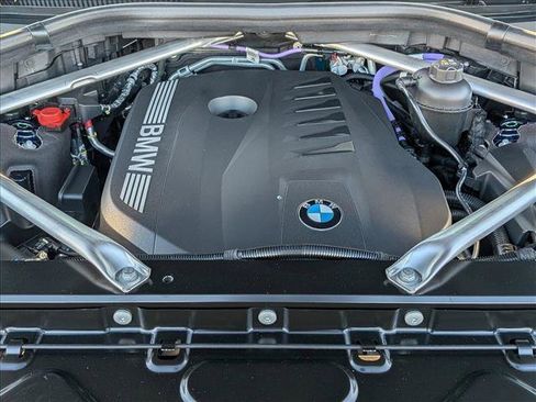New 2026 BMW X7 xDrive40i image 18