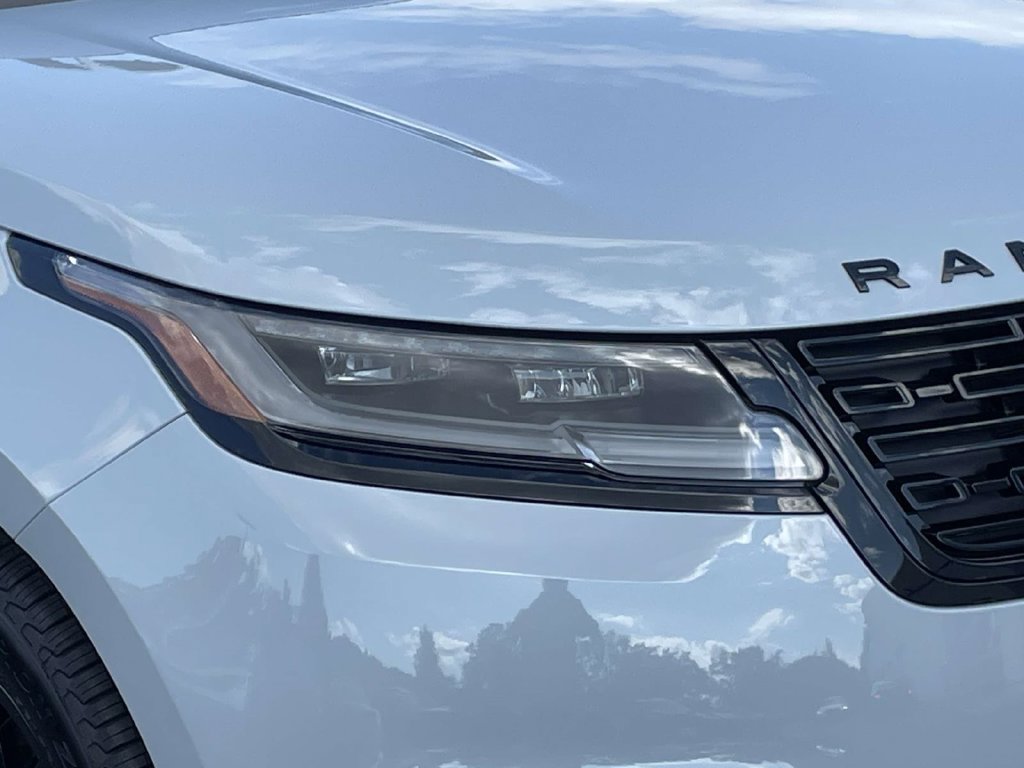 New 2026 Land Rover Range Rover Velar S AWD/4WD image 4