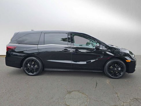 Used 2025 Honda Odyssey Sport-L image 2