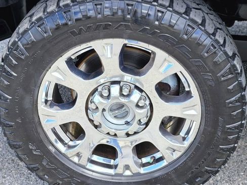 Used 2022 Ford F250 King Ranch w/ Chrome Package AWD/4WD image 10
