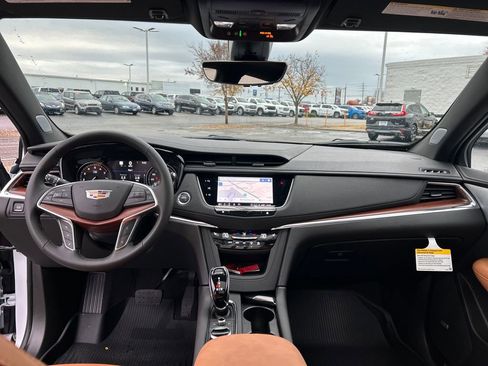 New 2026 Cadillac XT5 Premium Luxury w/ LPO, Floor Liner Package image 27