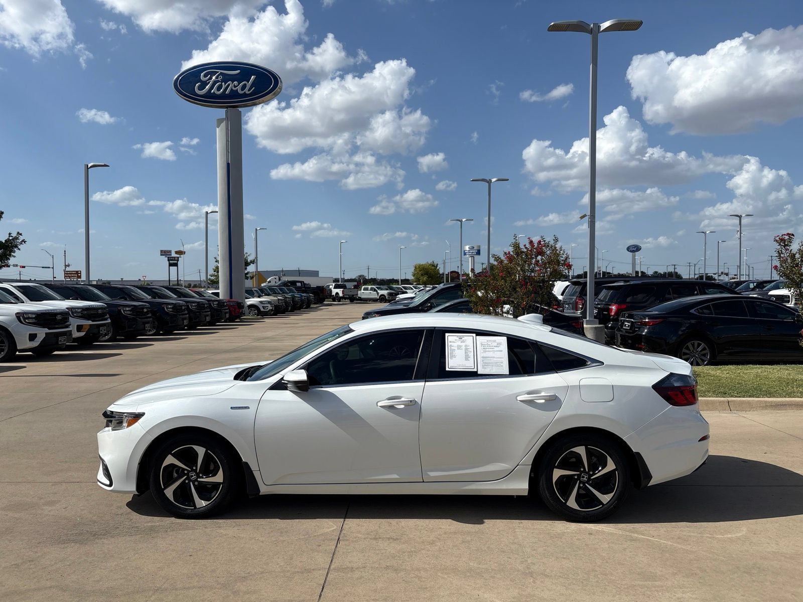 Used 2022 Honda Insight EX image 2