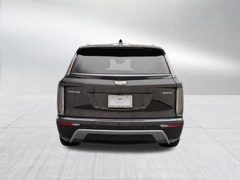 Used 2026 Cadillac Vistiq Sport w/ LPO, Floor Liner Package AWD/4WD image 6