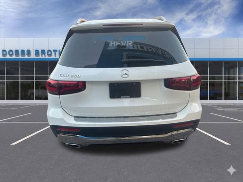 Used 2023 Mercedes-Benz GLB 250 image 4
