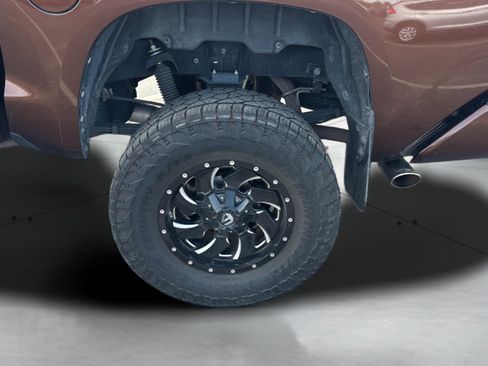 Used 2015 Toyota Tundra 1794 Edition AWD/4WD image 37