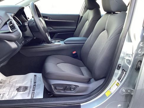 Used 2024 Toyota Camry LE image 11