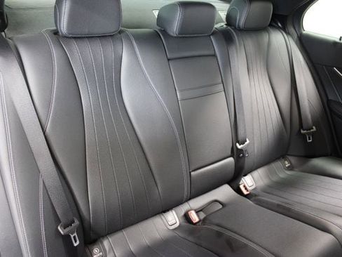 Used 2019 Mercedes-Benz E 300 image 16