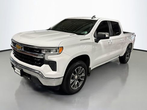 Used 2024 Chevrolet Silverado 1500 LT image 1