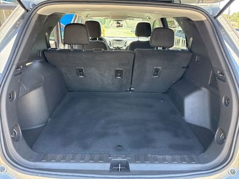 Used 2024 Chevrolet Equinox LT FWD image 23