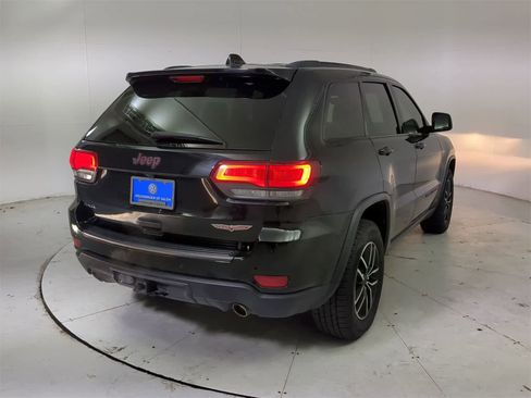 Used 2020 Jeep Grand Cherokee Trailhawk w/ Trailhawk Luxury Group image 6
