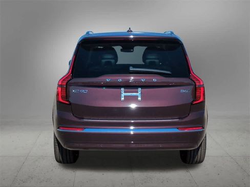 New 2026 Volvo XC90 B6 Plus image 5