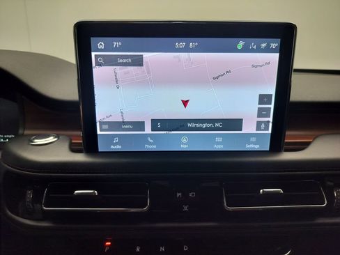 Used 2024 Lincoln Aviator Reserve w/ Equipment Group 201A AWD/4WD image 16