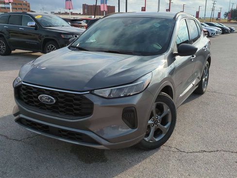 Used 2024 Ford Escape ST-Line image 1