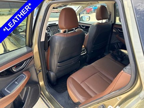 Used 2023 Subaru Outback Touring AWD/4WD image 7