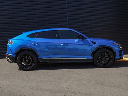 Used 2019 Lamborghini Urus AWD/4WD image 8