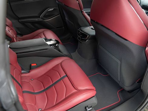 Certified 2026 Ferrari Purosangue AWD/4WD image 36