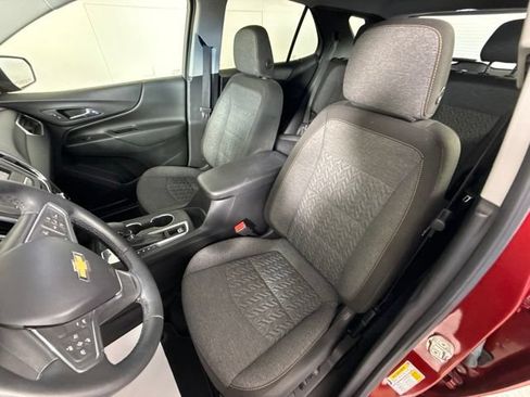 Used 2023 Chevrolet Equinox LT FWD image 15
