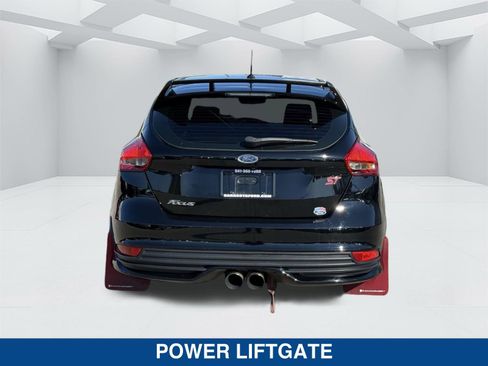 Used 2016 Ford Focus ST w/ Equipment Group 402A image 5