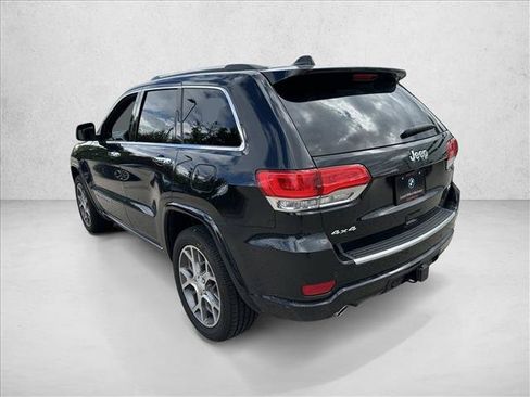 Used 2020 Jeep Grand Cherokee Overland AWD/4WD image 7