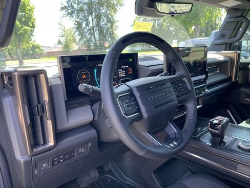 New 2025 GMC Hummer EV 3X AWD/4WD image 10