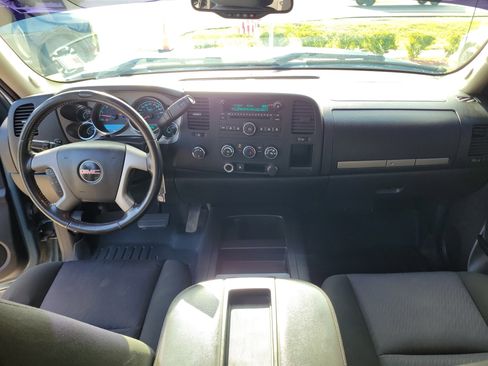 Used 2010 GMC Sierra 1500 SLE AWD/4WD image 15