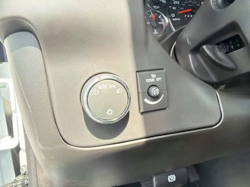 New 2026 GMC Savana 2500 w/ Driver Convenience Package RWD image 22