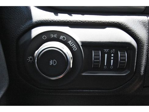Used 2022 Jeep Wrangler Unlimited Sport AWD/4WD image 22