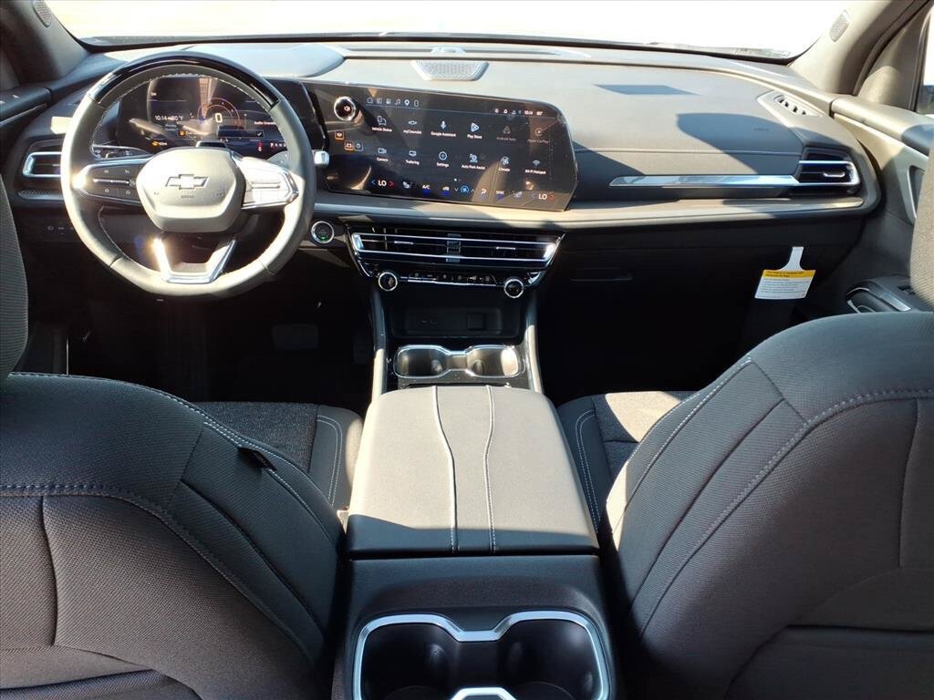New 2027 Chevrolet Traverse LT w/ Enhanced Driving Package FWD image 21