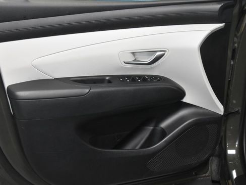 Used 2025 Hyundai Tucson SEL image 4