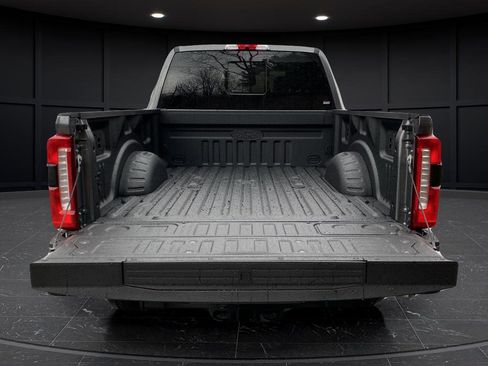 New 2026 Ford F350 XLT image 18