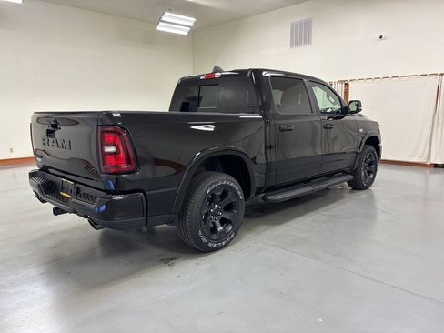 New 2026 RAM 1500 4x4 Crew Cab image 8