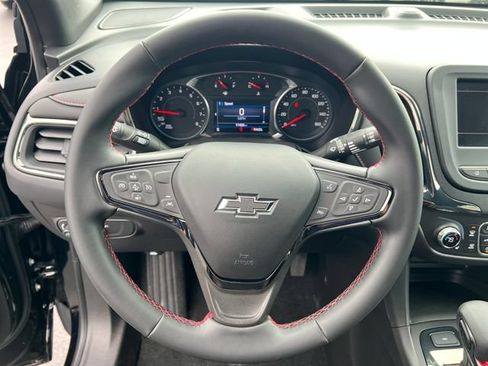 Certified 2023 Chevrolet Equinox RS AWD/4WD image 17