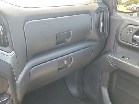 Used 2025 Chevrolet Silverado 1500 Custom Trail Boss AWD/4WD image 29