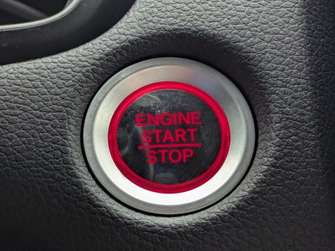 Used 2018 Honda CR-V Touring image 29