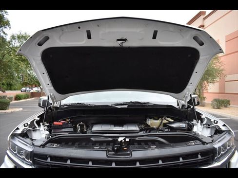 Used 2019 Chevrolet Silverado 1500 LT w/ Convenience Package image 40