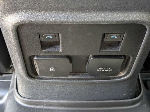 Used 2023 Ford Bronco Wildtrak AWD/4WD image 13