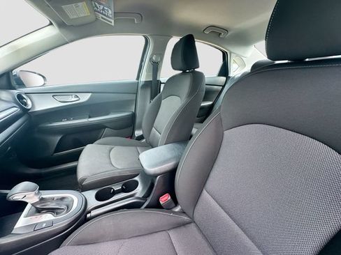 Used 2023 Kia Forte LXS FWD image 24