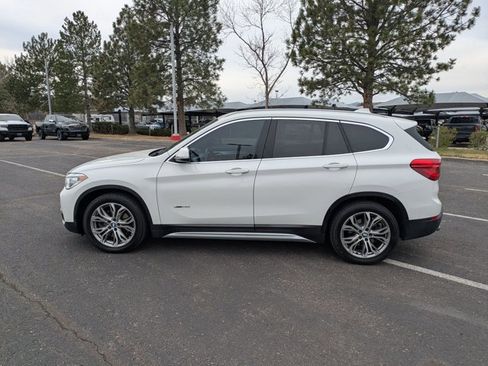 Used 2018 BMW X1 xDrive28i image 9