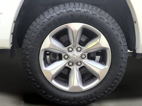 Used 2020 RAM 1500 Limited AWD/4WD image 29
