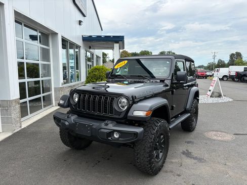 Used 2024 Jeep Wrangler Sport AWD/4WD image 30