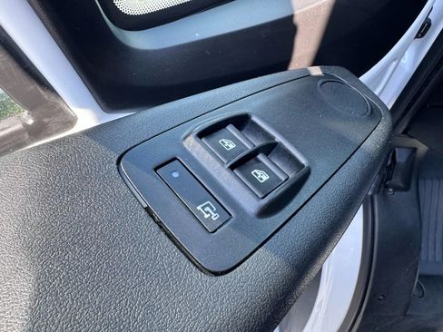 Used 2023 RAM ProMaster 2500 image 14