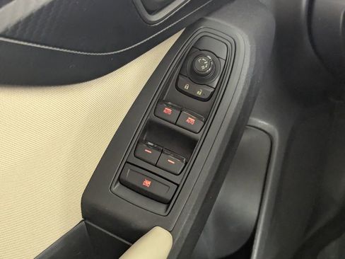 Used 2017 Subaru Impreza 2.0i image 16