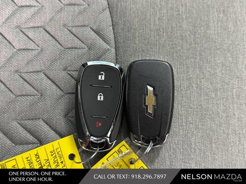 Used 2023 Chevrolet Equinox LS w/ LS Convenience Package FWD image 47