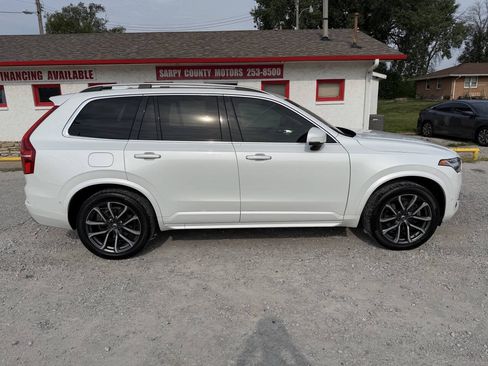 Used 2016 Volvo XC90 T6 Momentum w/ Momentum Plus Package AWD/4WD image 2