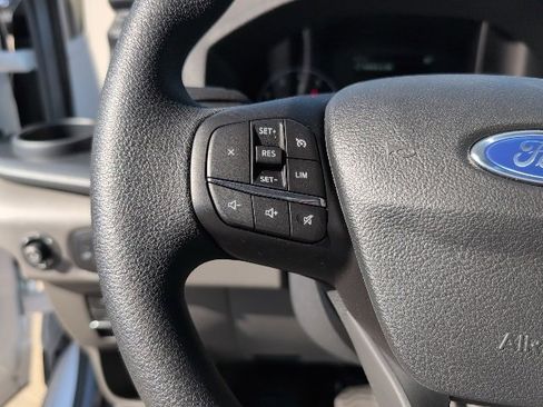 New 2025 Ford Transit 250 148 Medium Roof image 15