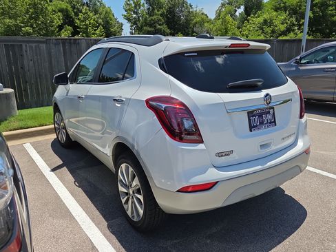 Used 2019 Buick Encore Preferred FWD image 5