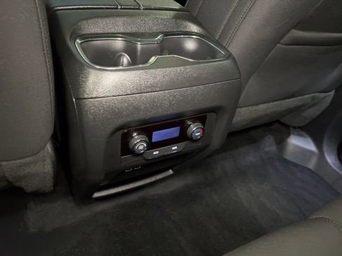 Used 2025 Chevrolet Traverse LT w/ Sun and Wheel Package image 51