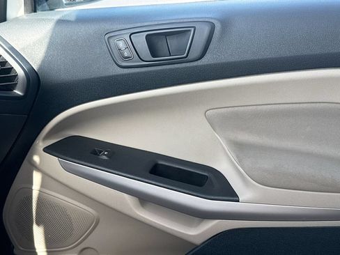 Used 2021 Ford EcoSport S FWD image 22