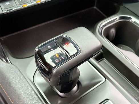 Used 2023 GMC Sierra 1500 AT4 w/ AT4 Premium Package image 17